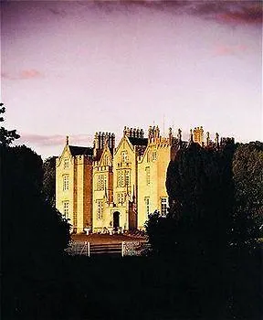 Castle Hotel