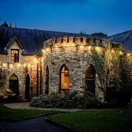 Hotel Castle 4*
