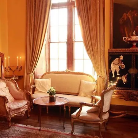 Castle 4*