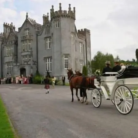 Castle Hotel 4*