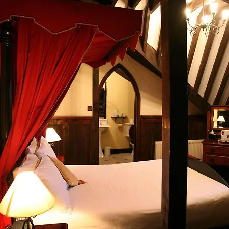 Hotell Castle 4*