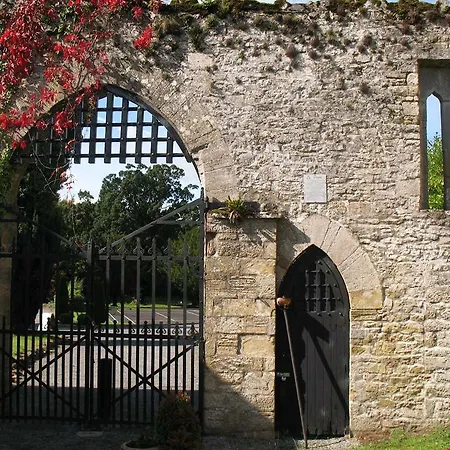 Hotell Castle 4*