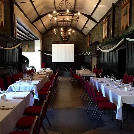 Castle Hotel